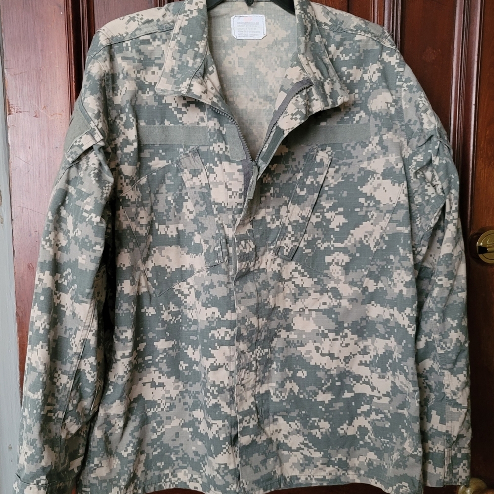 Army Jacket Camouflage-Mens Medium - Picture 2 of 11